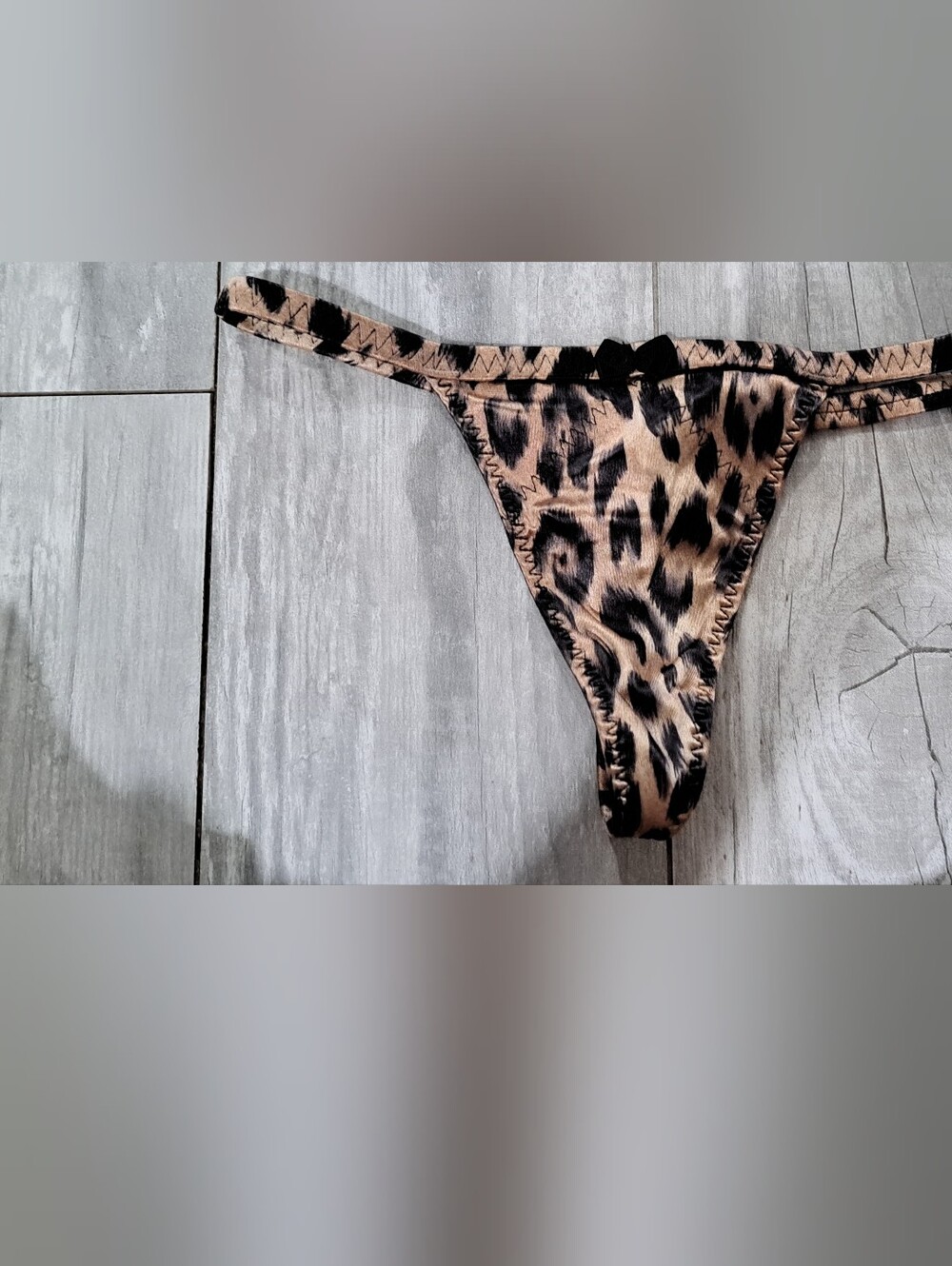 Victoria Secret V-string